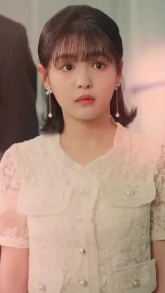 สาวเศรษฐีหัวใจไม่เต็ม