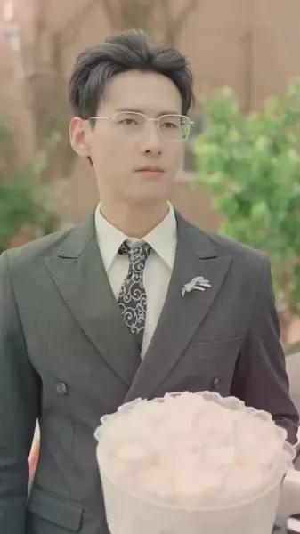 สาวเศรษฐีหัวใจไม่เต็ม