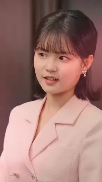 สาวเศรษฐีหัวใจไม่เต็ม