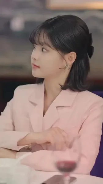 สาวเศรษฐีหัวใจไม่เต็ม