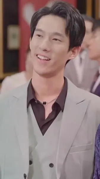 สาวเศรษฐีหัวใจไม่เต็ม