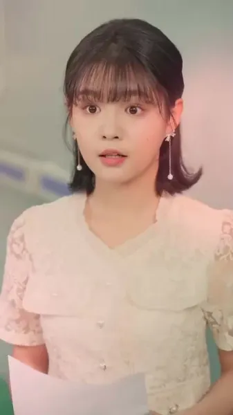 สาวเศรษฐีหัวใจไม่เต็ม