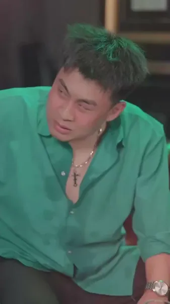 สาวเศรษฐีหัวใจไม่เต็ม