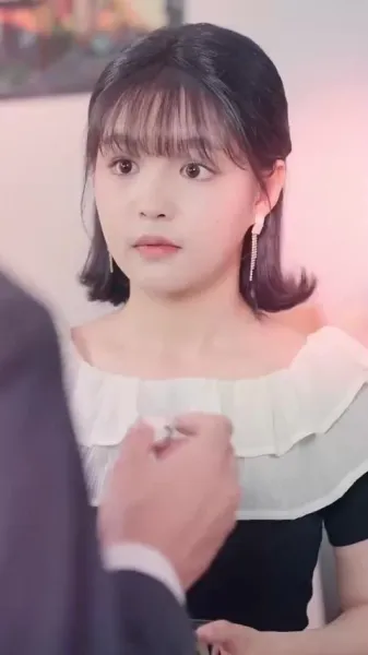 สาวเศรษฐีหัวใจไม่เต็ม