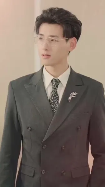 สาวเศรษฐีหัวใจไม่เต็ม