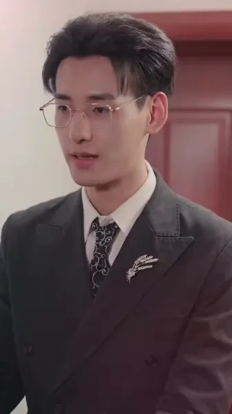 สาวเศรษฐีหัวใจไม่เต็ม