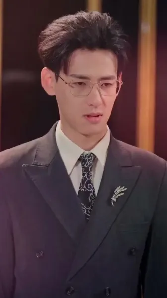 สาวเศรษฐีหัวใจไม่เต็ม