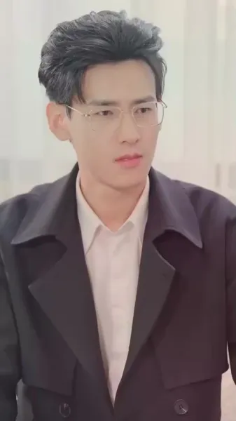 สาวเศรษฐีหัวใจไม่เต็ม