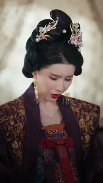 แต่งกับขอทาน แต่ได้เป็นจักรพรรดินี