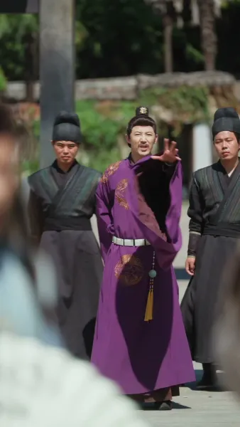 แต่งกับขอทาน แต่ได้เป็นจักรพรรดินี