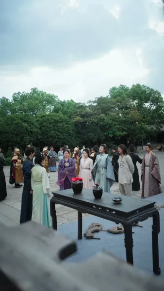 แต่งกับขอทาน แต่ได้เป็นจักรพรรดินี