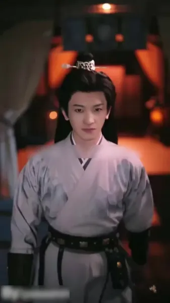 ฝากรักผ่านแสงจันทร์ไปไกลพันลี้