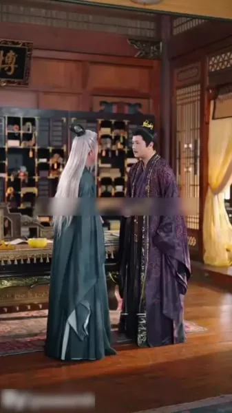 ฝากรักผ่านแสงจันทร์ไปไกลพันลี้