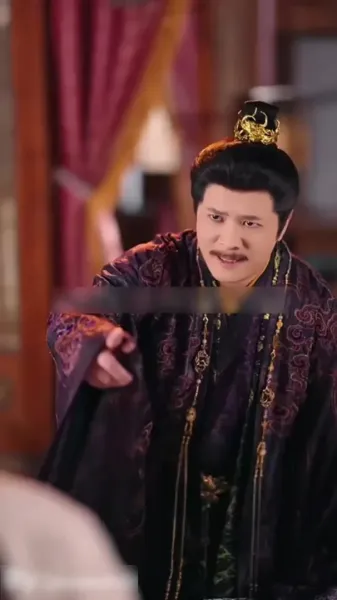 ฝากรักผ่านแสงจันทร์ไปไกลพันลี้