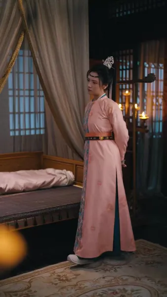 หน้ากากรัก กับองค์ชาย(พากย์เสียง)