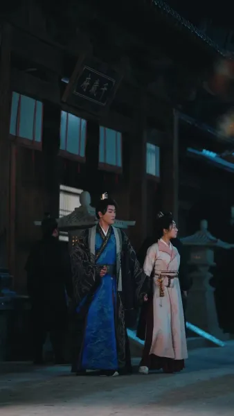 หน้ากากรัก กับองค์ชาย(พากย์เสียง)