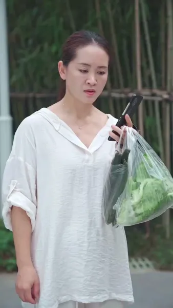 ฉีกหน้ากาก พี่เลี้ยงแสนดี