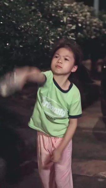 ฉีกหน้ากาก พี่เลี้ยงแสนดี