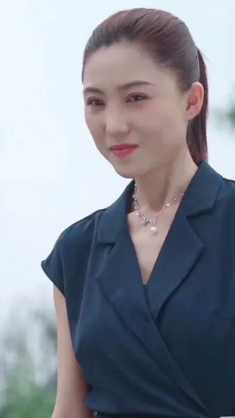 ฉีกหน้ากาก พี่เลี้ยงแสนดี