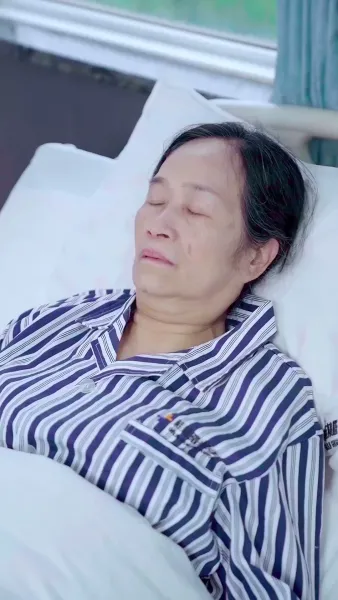 ฉีกหน้ากาก พี่เลี้ยงแสนดี