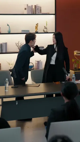 โทษทีนะพอดีว่าฉันเป็นนางเอก