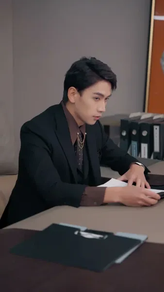 โทษทีนะพอดีว่าฉันเป็นนางเอก