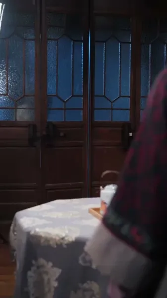 ลานในวังฟีนิกซ์ ปิดกั้นฤดูใบไม้ร่วงอันลึกล้ำ