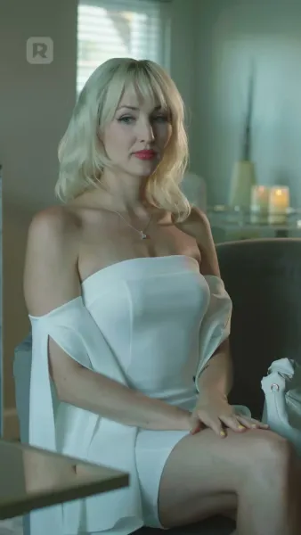 ภรรยาตามสัญญาของซีอีโอ