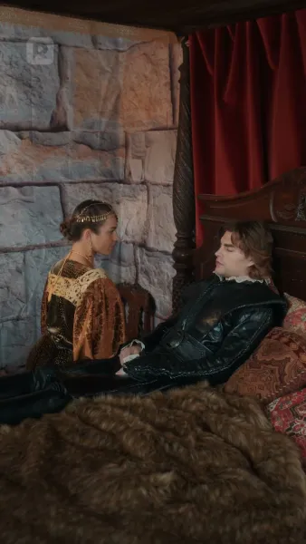 ปีกเพลิง อดีตคนรักนักล่ามังกร