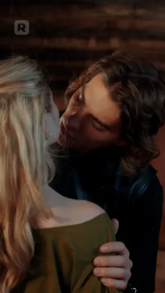 ปีกเพลิง อดีตคนรักนักล่ามังกร