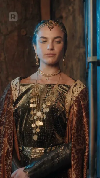 ปีกเพลิง อดีตคนรักนักล่ามังกร