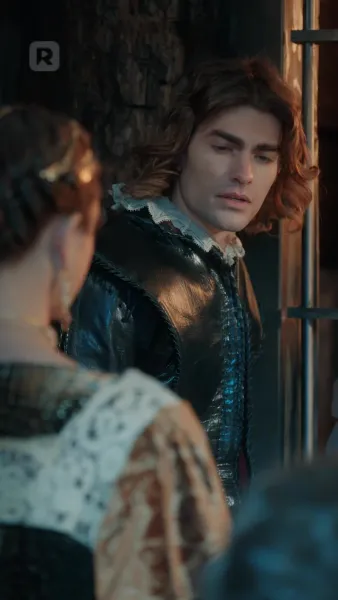 ปีกเพลิง อดีตคนรักนักล่ามังกร