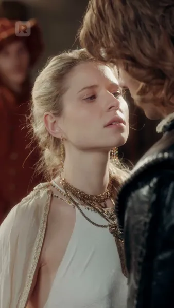 ปีกเพลิง อดีตคนรักนักล่ามังกร