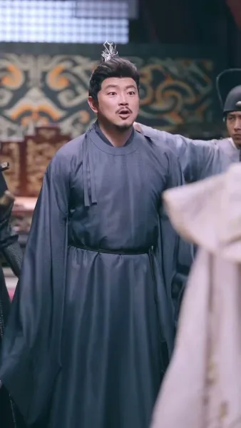 ย้อนวัย 8 ขวบ สู่เกมแค้นในวังหลวง