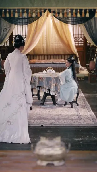 ย้อนวัย 8 ขวบ สู่เกมแค้นในวังหลวง