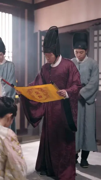 ย้อนวัย 8 ขวบ สู่เกมแค้นในวังหลวง