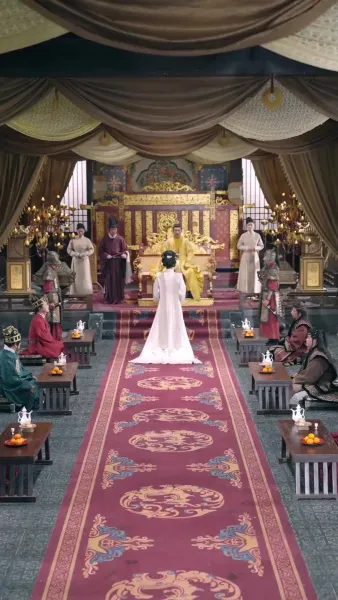 ย้อนวัย 8 ขวบ สู่เกมแค้นในวังหลวง