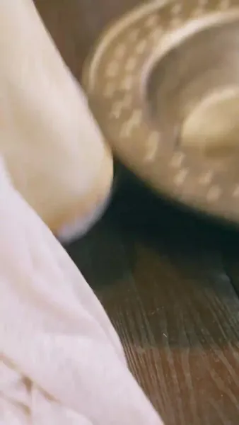 ย้อนวัย 8 ขวบ สู่เกมแค้นในวังหลวง