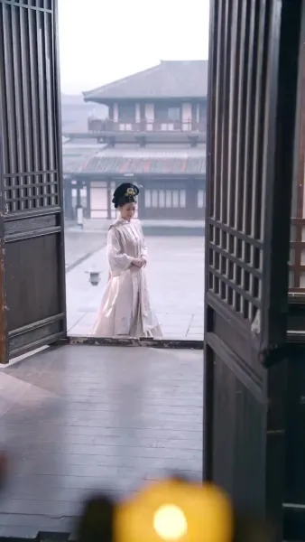 ย้อนวัย 8 ขวบ สู่เกมแค้นในวังหลวง