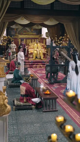 ย้อนวัย 8 ขวบ สู่เกมแค้นในวังหลวง