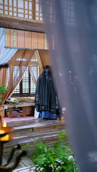 นางบำเรอในเงาโศก