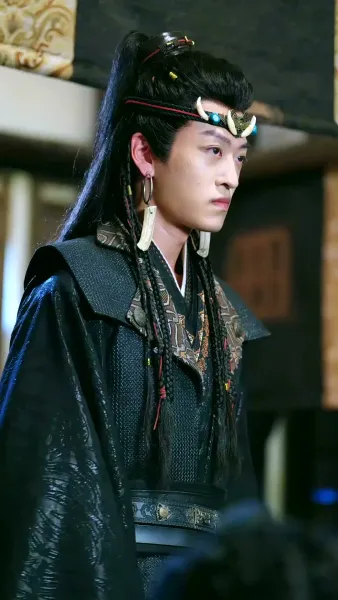 นางบำเรอในเงาโศก