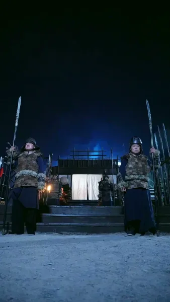 นางบำเรอในเงาโศก