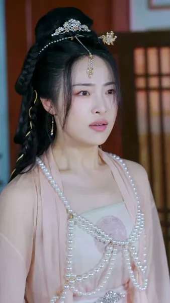 นางบำเรอในเงาโศก