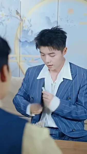 คุณชายม่อผู้แสนเย็นชาและภรรยาแสนรัก