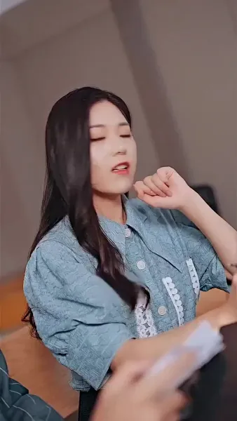 คุณชายม่อผู้แสนเย็นชาและภรรยาแสนรัก