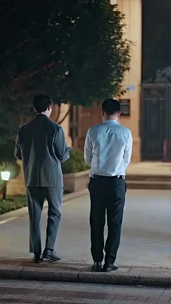 คุณชายม่อผู้แสนเย็นชาและภรรยาแสนรัก