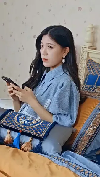 คุณชายม่อผู้แสนเย็นชาและภรรยาแสนรัก