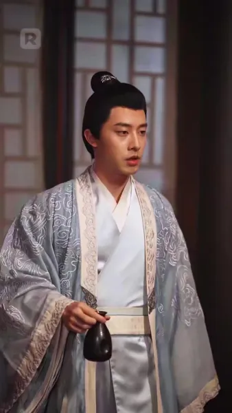 หญิงอ้วนเดินทางข้าวเวลาเพียงเพื่อหาเงิน