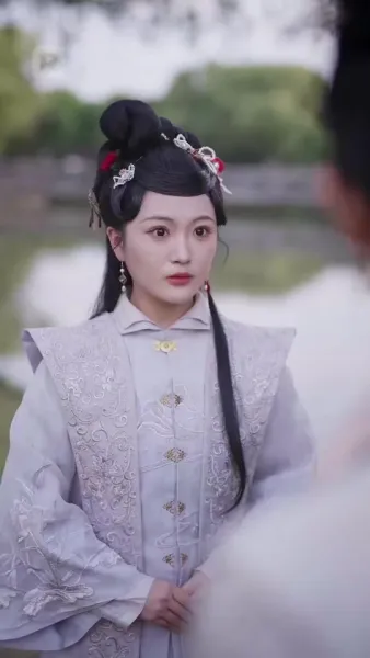 หญิงอ้วนเดินทางข้าวเวลาเพียงเพื่อหาเงิน